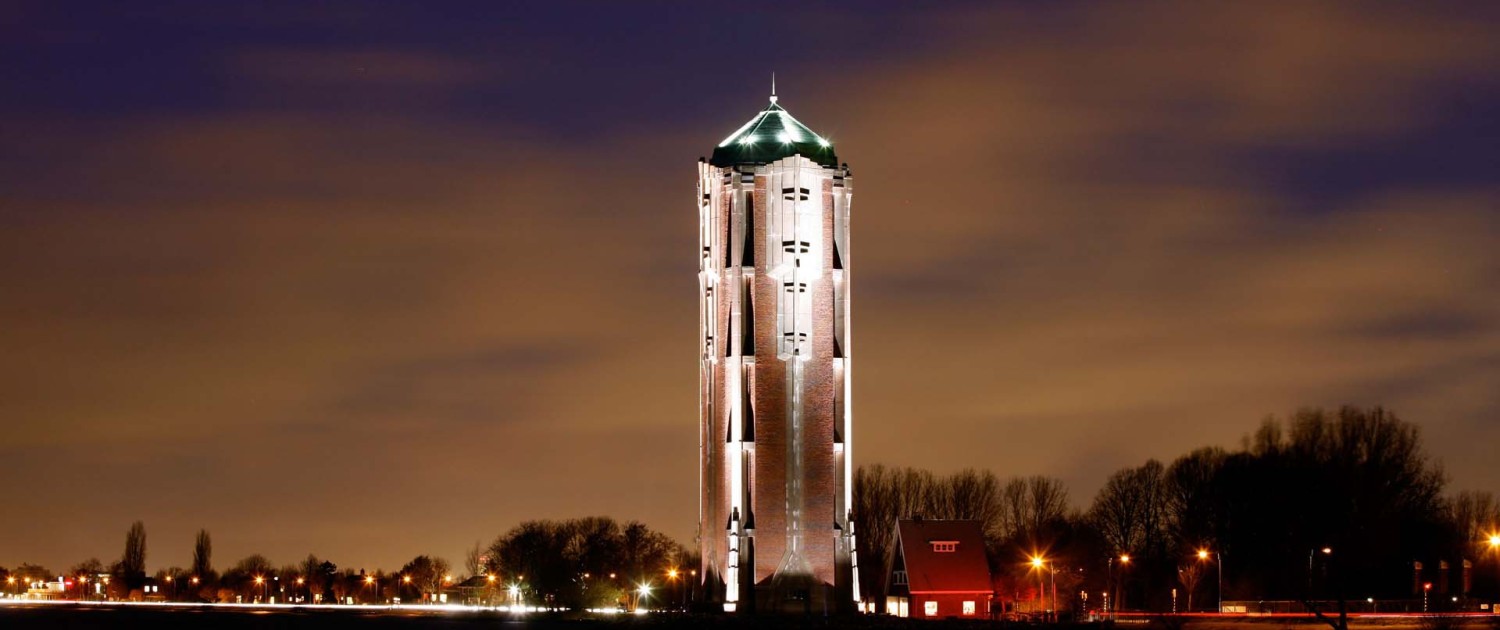 verlichting monumentale Watertoren Aalsmeer geraamte van spotlights