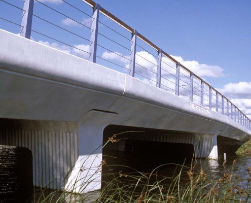 verkeersbrug Boekelermeer Alkmaar overgang van randliggers in steunpunten