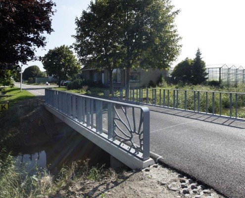 Verkeersbrug Bleiswijk Chrysantenweg uniek ontwerp, brugontwerp door ipv Delft