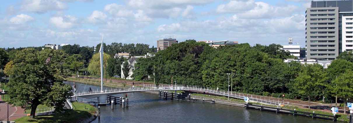 beweegbare fiets en voetgangersbrug Rijnschiekanaal Rijswijk, ontwerp door ipvDelft