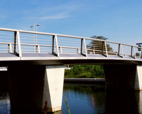 voetgangersbrug verkeersbrug fietsbrug NoordOostPoort Apeldoorn beweegbare brug optie studie betonnen steunpunten