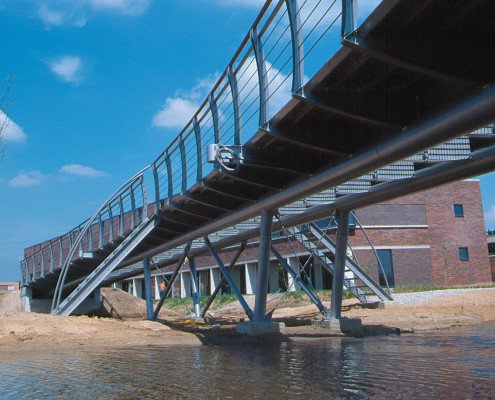 bruggenarchitectuur Het Jeurlink Deventer trappen vriendelijk karakter landelijke sfeer