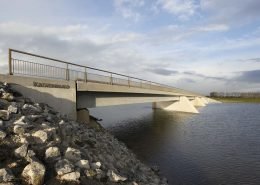 verkeersbrug Kalverwaard Rijkswaterstaat, brugontwerp door ipv Delft, deel van brugfamillie Noordwaard, project Ruimte Voor De Brug
