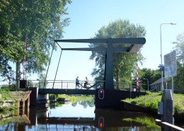 De Hollandse Brug standaard beweegbare brug, vaarbrug met stoplicht