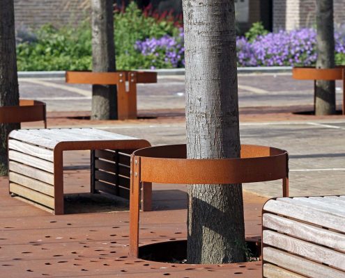 cortenstaal boomroosters , ontwerp door ipv Delft, inrichting van openbare ruimte