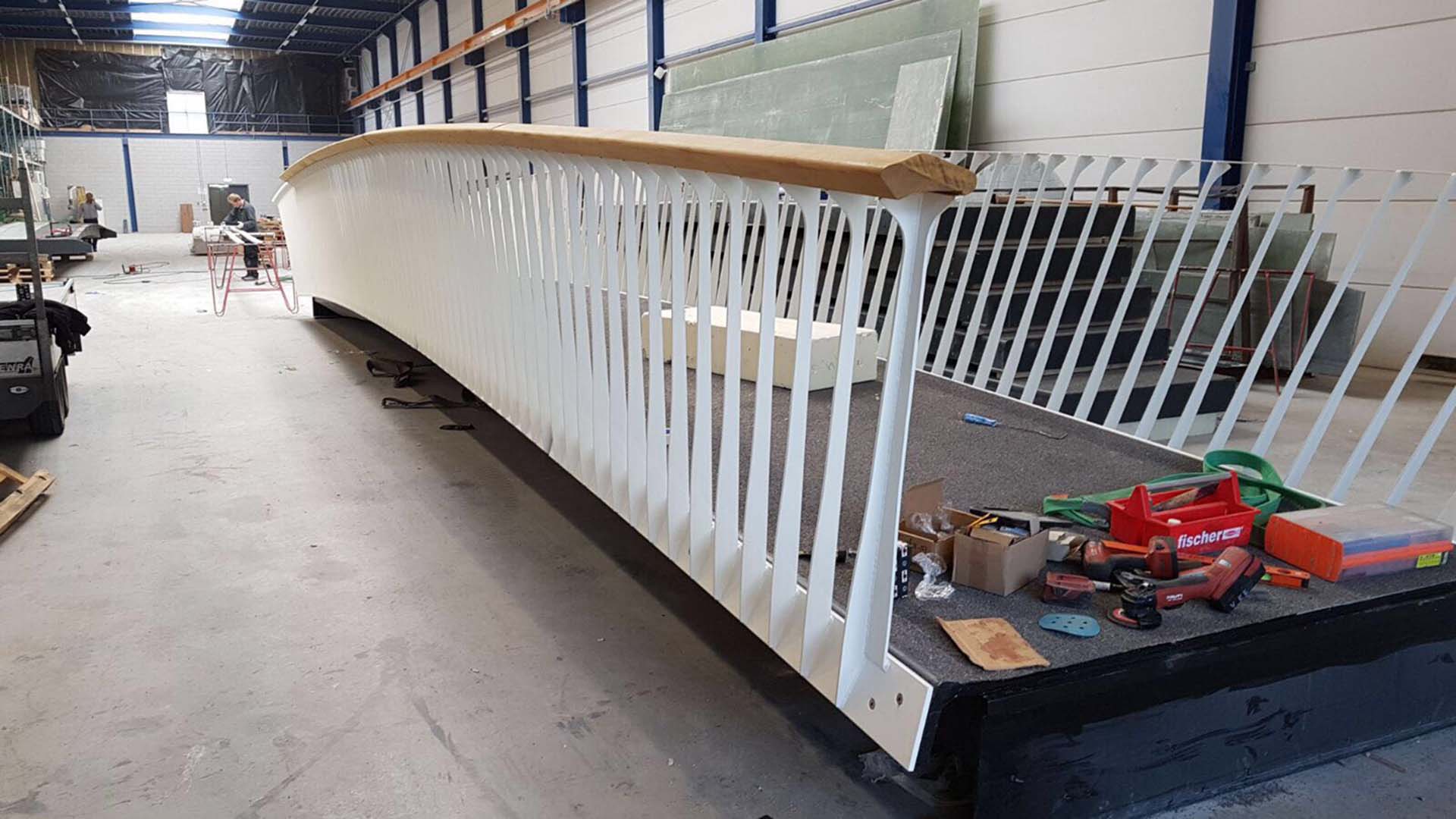 composiet bruggen staal hekwerk