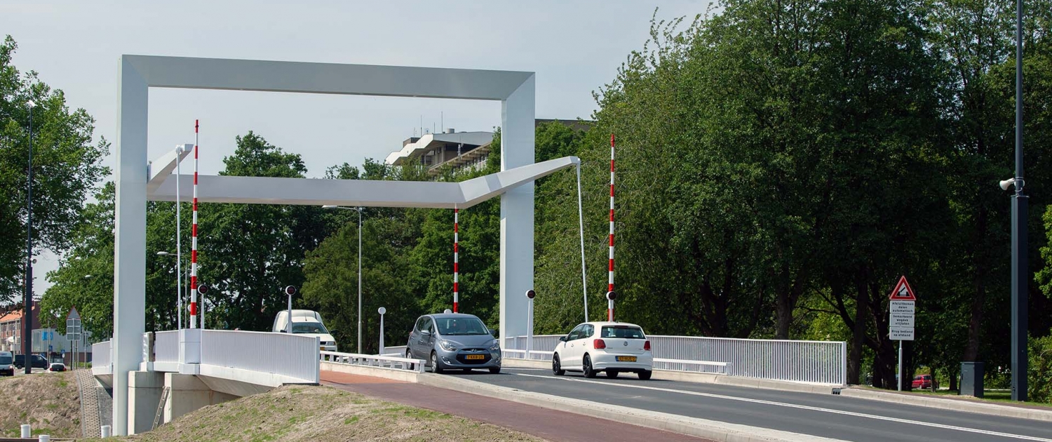 NOP.01_045_ophaalbrug-Emmeloord-moderne-poort-ontwerp-ipvDelft