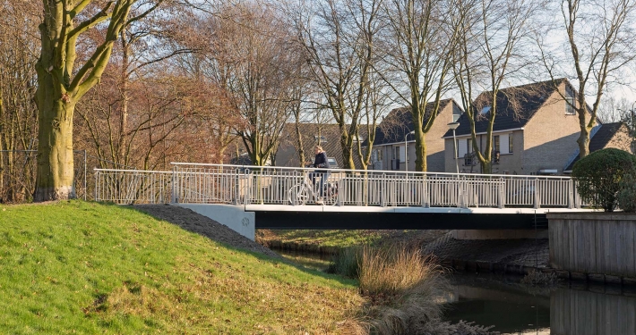 Amersfoort duurzame brug Pottenbakkerslaan zijaanzicht