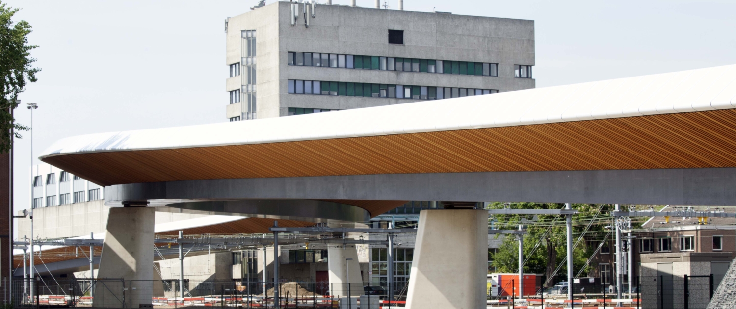 BAM.28-busbrug-zwolle-day-wood-steel